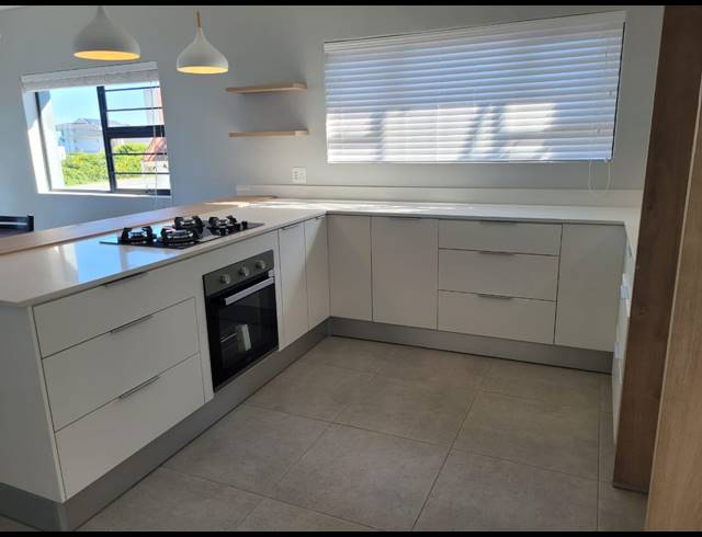 3 BEDROOM HOUSE RENTED IN SEAVIEW